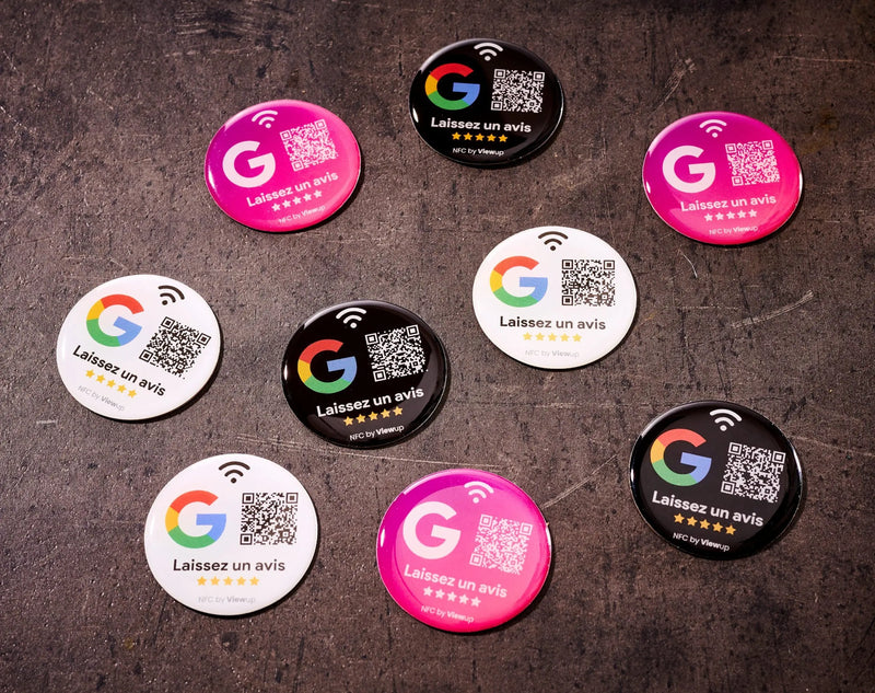 Badges avis Google avec QR code et puce NFC