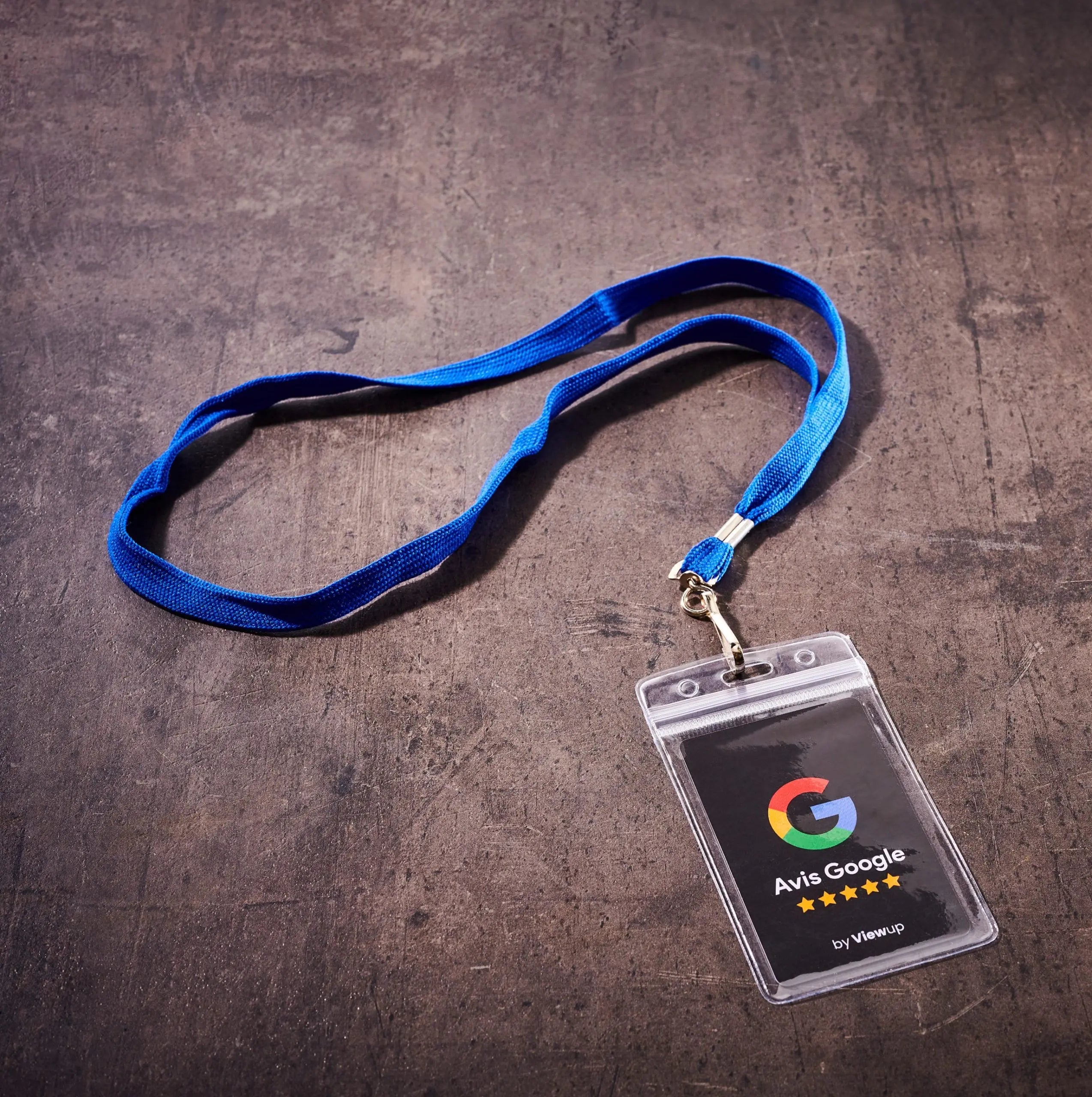 Carte avis google connectée noire avec QR code et cordon